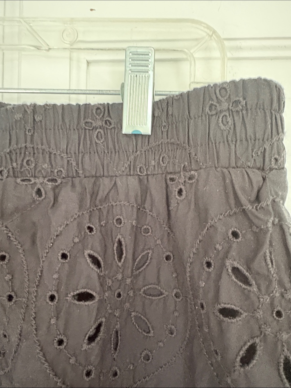 GAP Black Eyelet Tiered Midi Skirt - Picture 3 of 4